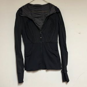 Ladies lululemon full zip reversible hooded jacket, size 8